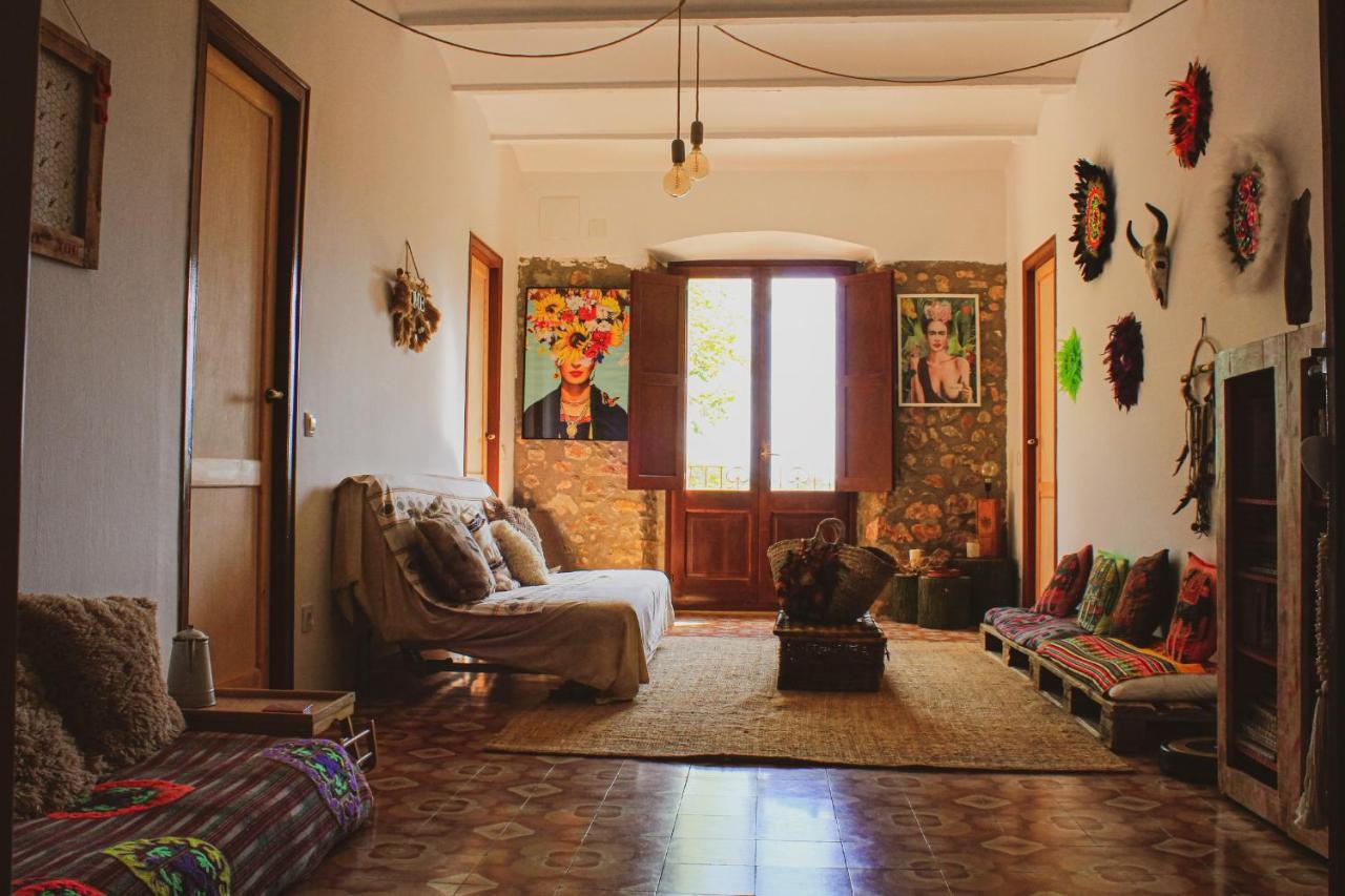 Bed and Breakfast El Mas Benet Ventalló Exterior foto